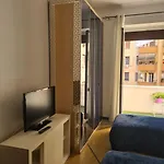 Red Moon House - Tra Policlinico E Piazza Bologna
