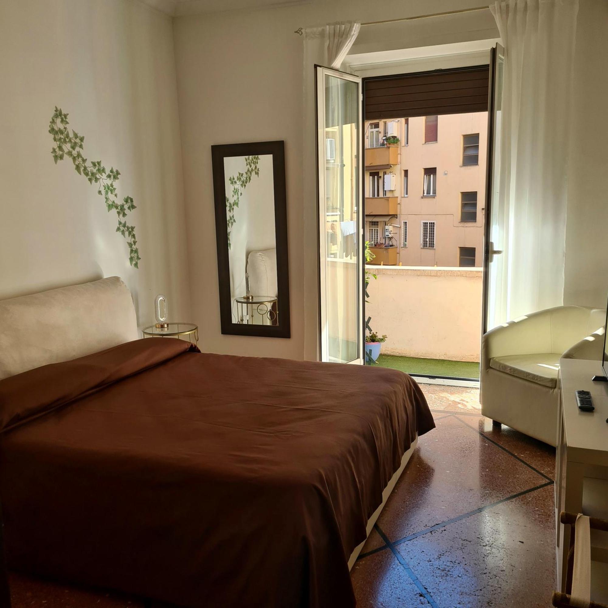 Red Moon House - Tra Policlinico E Piazza Bologna Appartamento